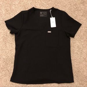 Catarina One Pocket Scrub Top Black